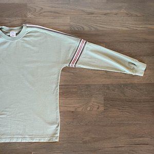 Urban Outfitters long sleeve T-shirt M